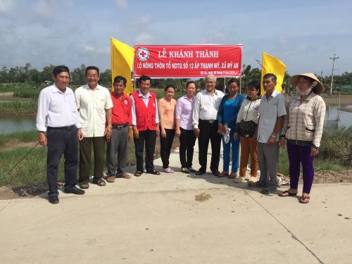 Hội Chữ thập đỏ huyện Thạnh Phú khánh thành lộ nông thôn tại xã Mỹ An
