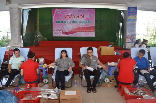 Liên đoàn lao động tỉnh Bến Tre tổ chức điểm hiến máu đợt 2 2019 tại Trung tâm văn hoá tỉnh Bến Tre