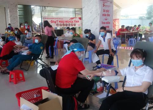 Thành phố Bến Tre tổ chức phát động hiến máu tình nguyện hưởng ứng Chương trình “Hành trình đỏ” năm 2021