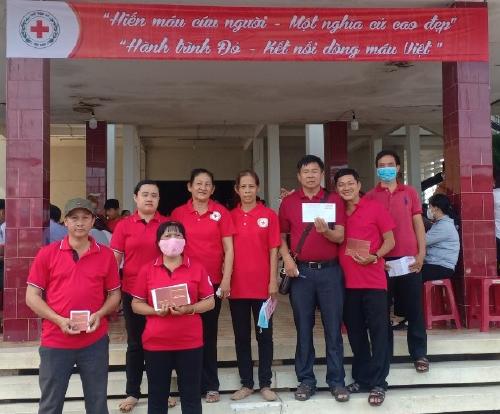 Hội Chữ thập đỏ huyện Bình Đại tổ chức  Hiến máu tình nguyện đợt 3 năm 2022
