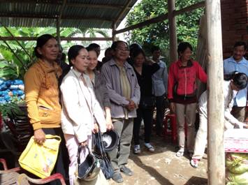 Cảm ơn Hội Phật giáo Hòa Hảo huyện Mỏ Cày Nam hỗ trợ xây dựng nhà tình thương