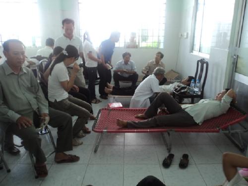 Huyện Giồng Trôm hiến máu tình nguyện đợt 2 năm 2012