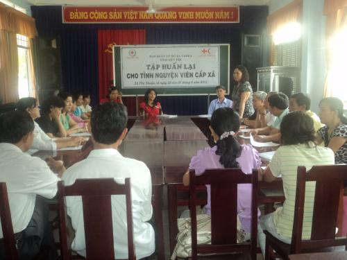 Hội Chữ thập đỏ tỉnh Bến Tre tổ chức tập huấn CBHFA cho tình nguyện viên ở 2 xã Sơn Đông và Phú Nhuận, Thành phố Bến Tre