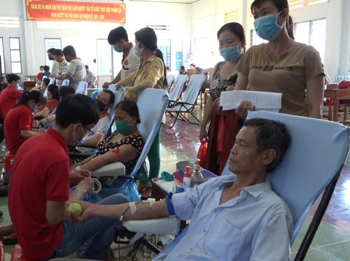Huyện Chợ Lách hiến máu tình nguyện đợt 3 năm 2020