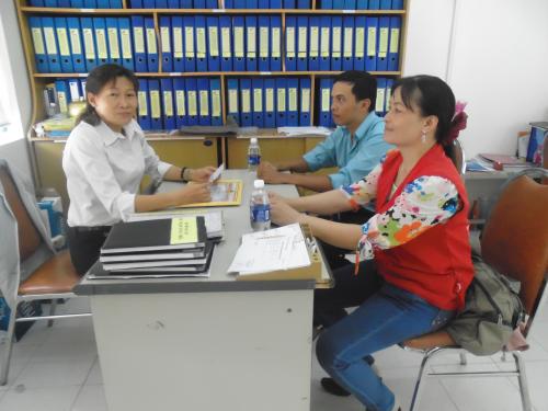 Công ty cổ phần May Sông Tiền tỉnh Tiền Giang tặng 10 triệu đồng hoàn cảnh phát sóng trong chương trình “Nhịp cầu nhân ái”