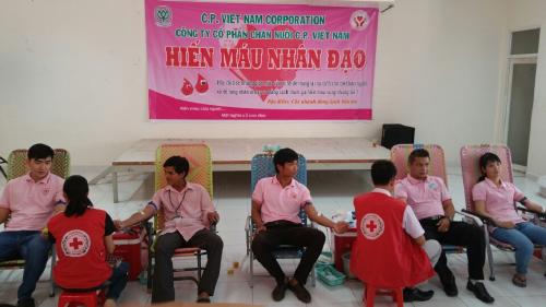 Công ty cổ phần chăn nuôi CP Chi nhánh Bến Tre tổ chức Ngày hội hiến máu tình nguyện 2016
