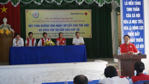 Hội Chữ thập đỏ huyện Chợ Lách tổ chức mitinh hưởng ứng ngày Sơ cấp cứu thế giới năm 2014 và tổ chức thao điễn sơ cấp cứu