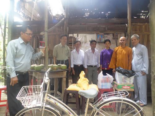 Hội Chữ thập đỏ tỉnh Bến Tre vận động chùa Phước Thiện An tặng nhà tình thương