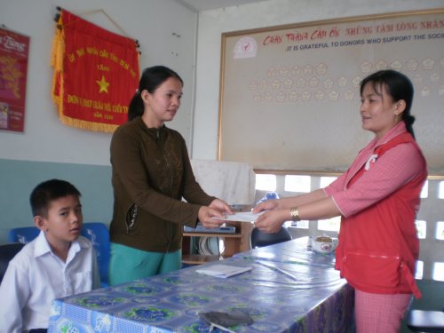 Tri ân các nhà hảo tâm đã ủng hộ cho gia đình bé Nguyễn Hoài Nam ở ấp Phụng Đức B, xã Phú Phụng, huyện Chợ Lách